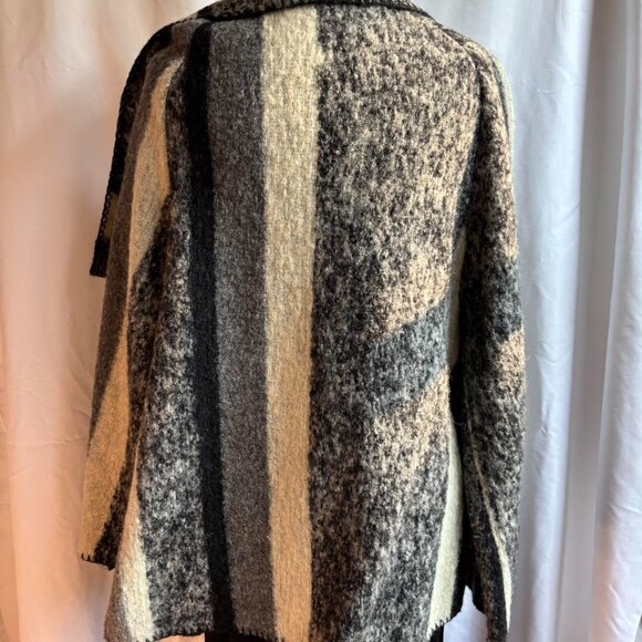 Zara Grey & Black Striped Shawl Sweater - Picture 2 of 3